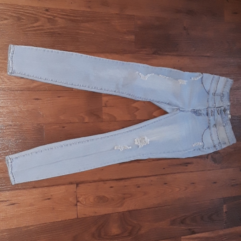 Jean's